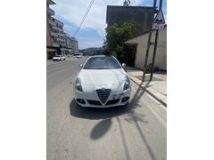 Sahibinden Alfa Romeo Giulietta 1.4 TB MultiAir Distinctive 2013 Model İstanbul 101.740 km Beyaz
