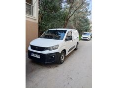 Sahibinden Peugeot Partner 1.5 BlueHDI Comfort 2023 Model