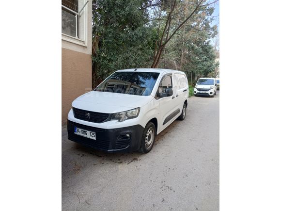 Sahibinden Peugeot Partner 1.5 BlueHDI Comfort 2023 Model