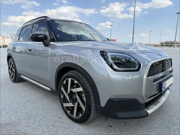 Sahibinden Mini Countryman E Favoured 2025 Model 