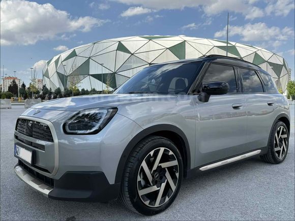 Sahibinden Mini Countryman E Favoured 2025 Model 