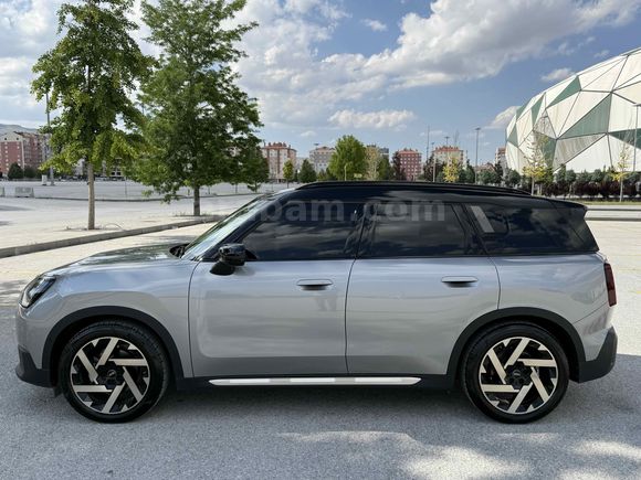 Sahibinden Mini Countryman E Favoured 2025 Model 