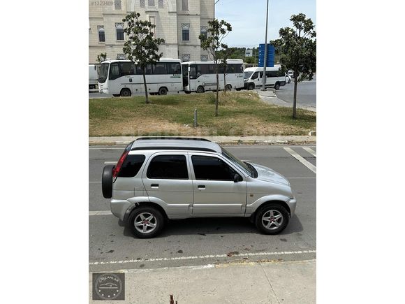 ilk sahibindenDÜŞÜK KM 4X4 BAKIMLI
