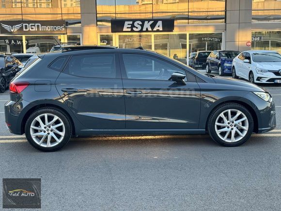 HATASIZ BOYASIZ CAM TAVANLI 32.000 KM.DE