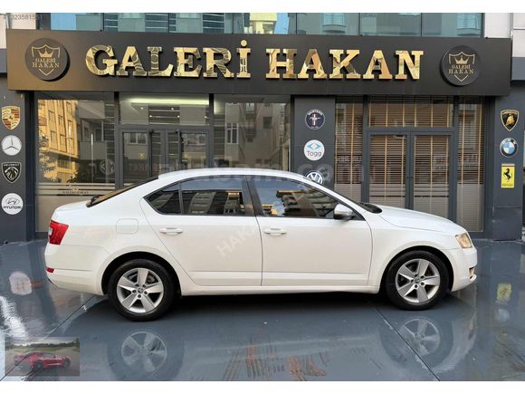 2017 SKODA OCTAVIA 1.6 TDİ GREENTEC OPTİMAL DSG