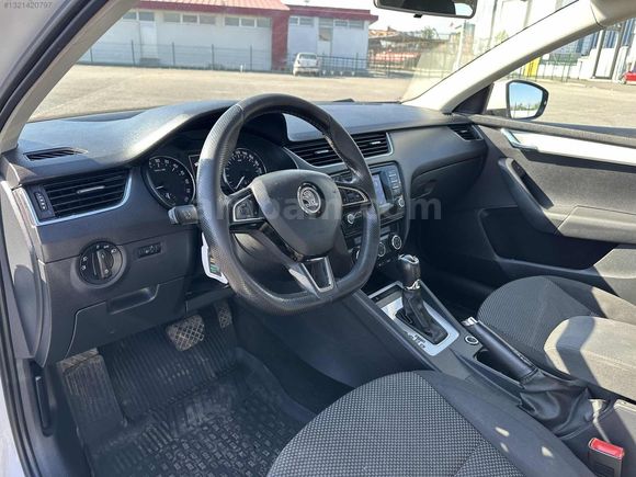 260.000 KM 1.6 TDİ OTOMATİK OCTAVİA
