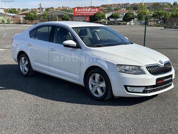 260.000 KM 1.6 TDİ OTOMATİK OCTAVİA