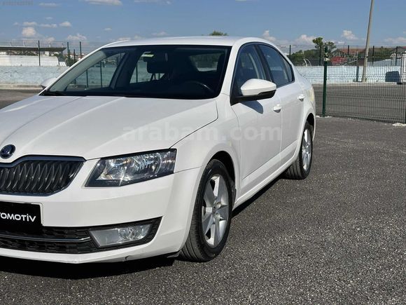 260.000 KM 1.6 TDİ OTOMATİK OCTAVİA