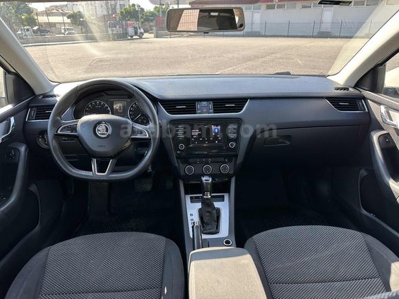 260.000 KM 1.6 TDİ OTOMATİK OCTAVİA