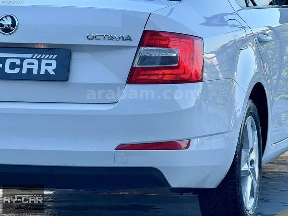 AY-CAR'dan 164.000km'de OCTAVİA
