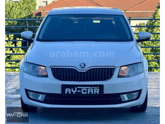 AY-CAR'dan 164.000km'de OCTAVİA