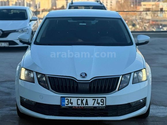KUSURSUZ TEMİZLİKTE 1.6 DİZEL SKODA OKTAVIA