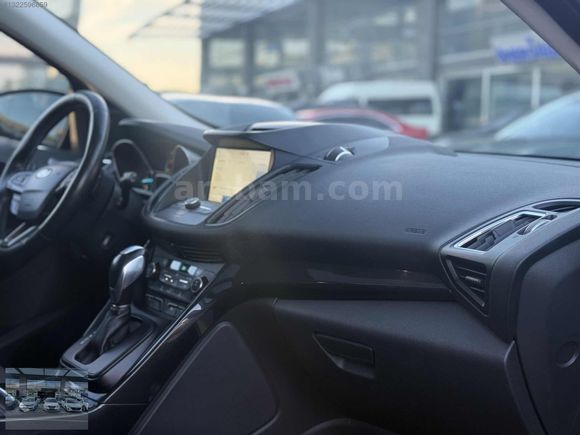 GÖRKEM AUTO'DAN KUGA-TİTANİUM-CAM TAVAN-OTOMATİK-2018 ÇIKIŞ