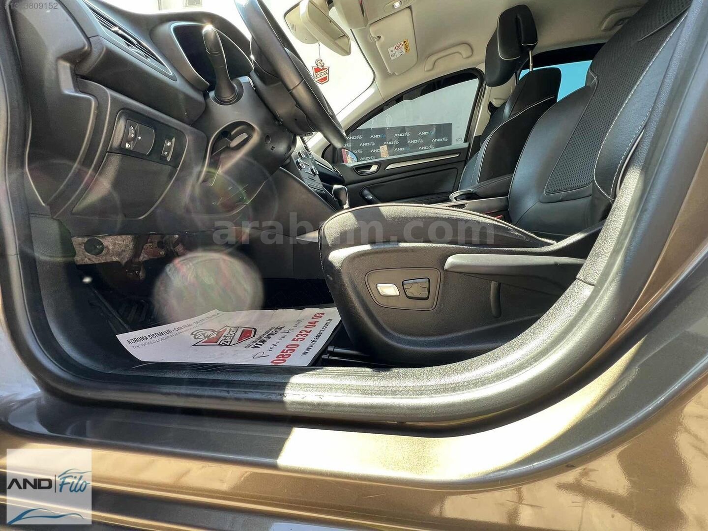 Galeriden Renault Megane 1.2 TCe Icon 2017 Model Uşak 125.200 km Kahverengi 5