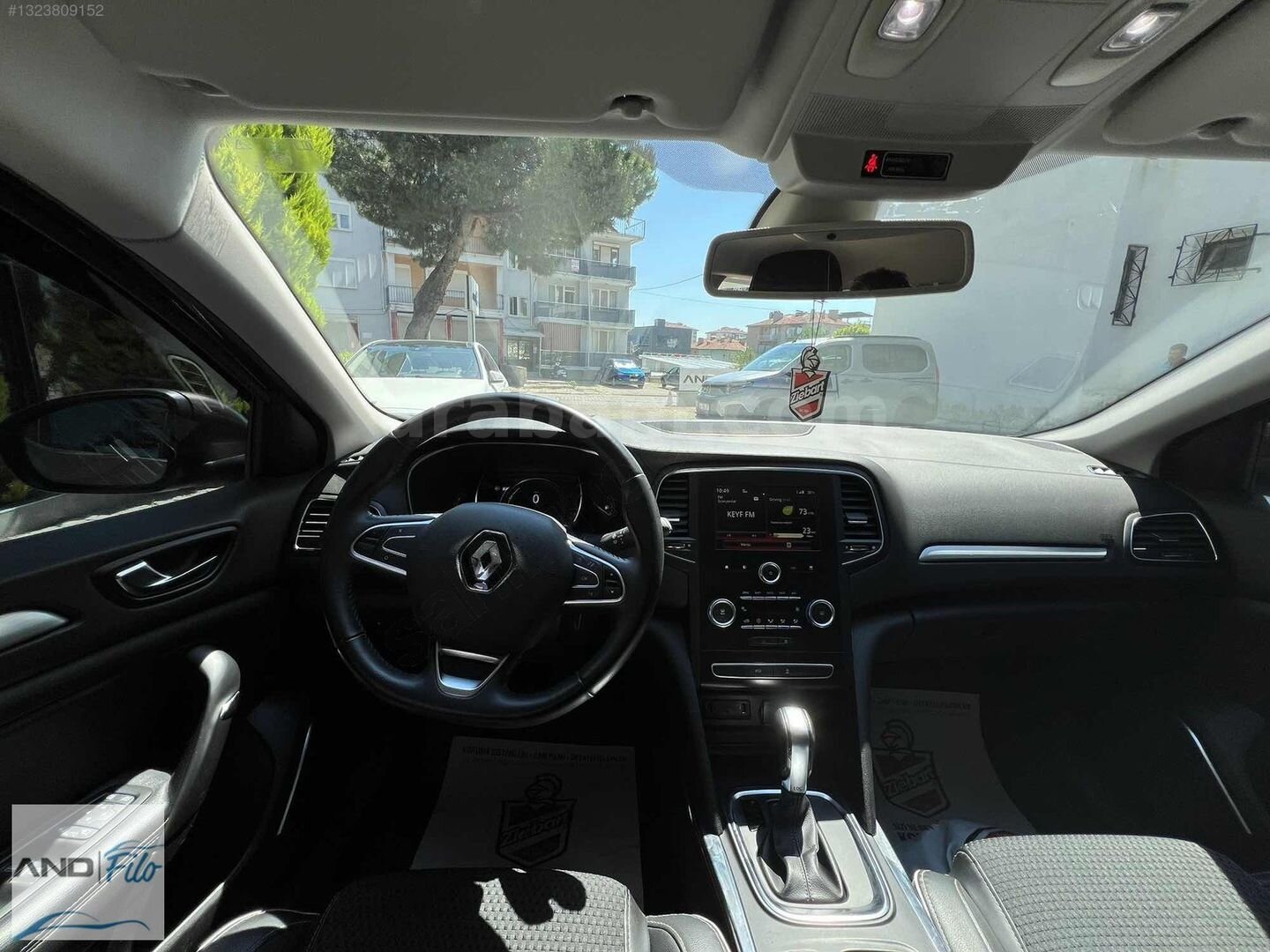 Galeriden Renault Megane 1.2 TCe Icon 2017 Model Uşak 125.200 km Kahverengi 6