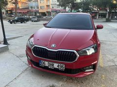 Sahibinden Skoda Fabia 1.0 TSI Premium 2024 Model 