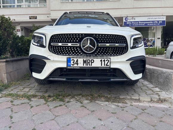 Sahibinden Mercedes - Benz GLB 200 AMG+ 4Matic 2022 Model 
