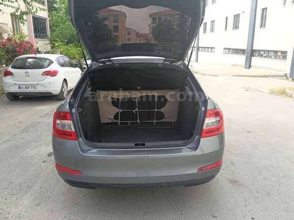 SKODA OCTAVİA 2013 
