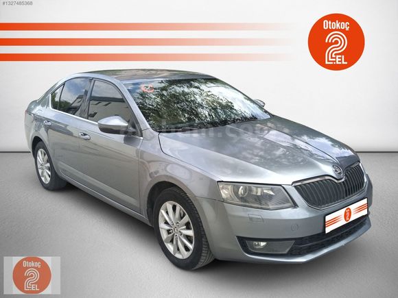 SKODA Octavia 1.6 TDI Elegance DSG