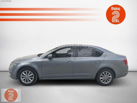 SKODA Octavia 1.6 TDI Elegance DSG