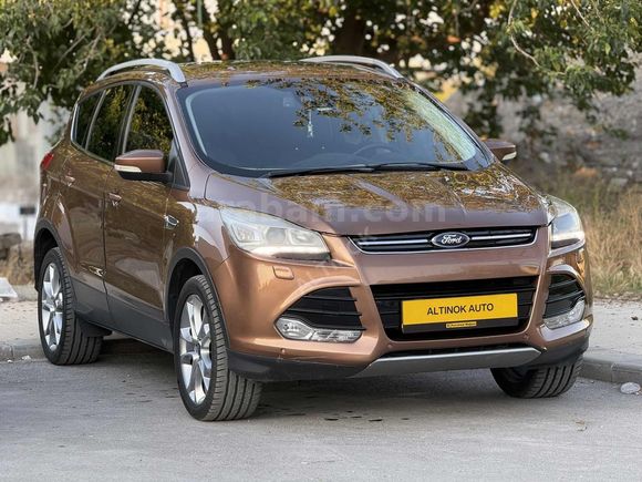 ALTINOK AUTO 'Dan 2013 HATASIZ TİTANİUM KUGA