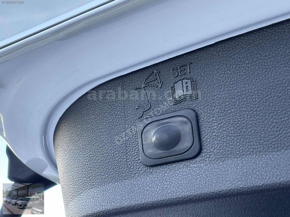 HATASIZ BOYASIZ 120.000 KM CAM TAVANLI SELECTIVE KUGA