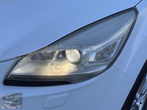HATASIZ BOYASIZ 120.000 KM CAM TAVANLI SELECTIVE KUGA