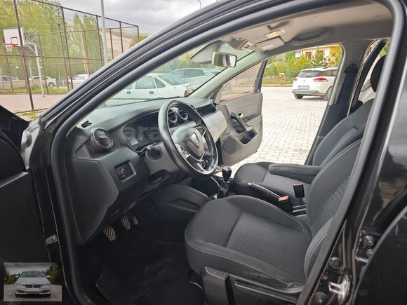 2018 MODEL ORJİNAL DACİA DUSTER 1.5 DCİ PRESTİGE 4X2 SİYAH