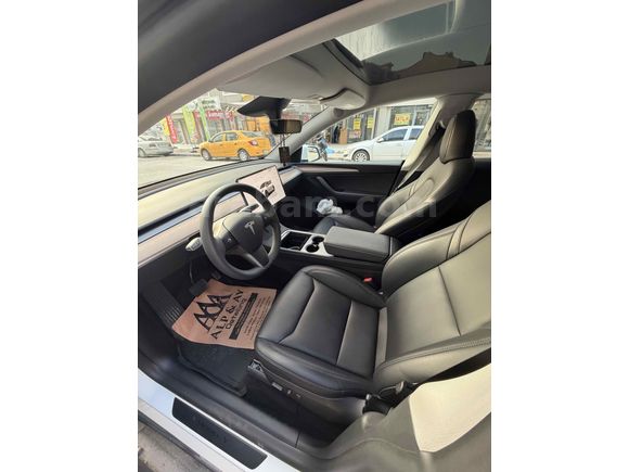Sahibinden Tesla Model Y Standart (Juniper) 2025 Model 
