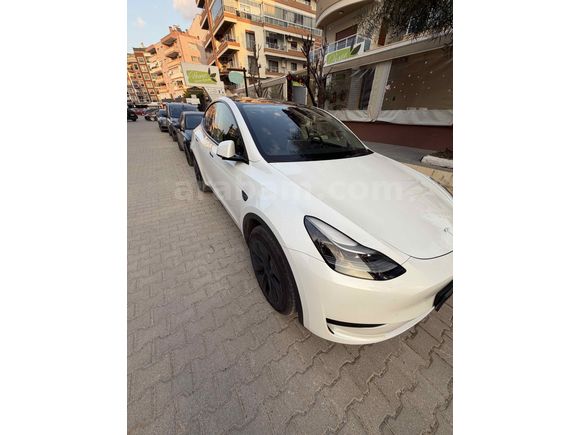 Sahibinden Tesla Model Y Standart (Juniper) 2025 Model 
