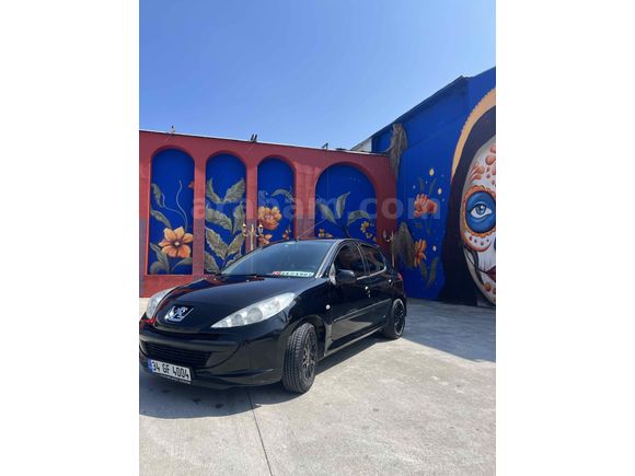 Sahibinden Peugeot 206+ 1.4 Comfort 2011 Model  125.000 km Siyah