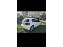 Sahibinden Volkswagen Golf 1.6 TDi Trendline 2010 Model  297.000 km Beyaz