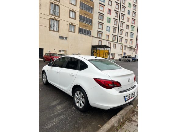 Sahibinden Opel Astra 1.6 Edition plus 2016 Model  57.000 km Beyaz