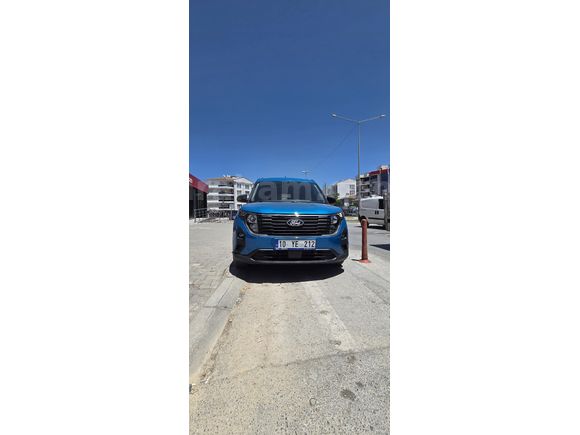 Sahibinden Ford Tourneo Courier 1.0 EcoBoost Titanium 2025 Model  10.500 km Mavi (metalik)