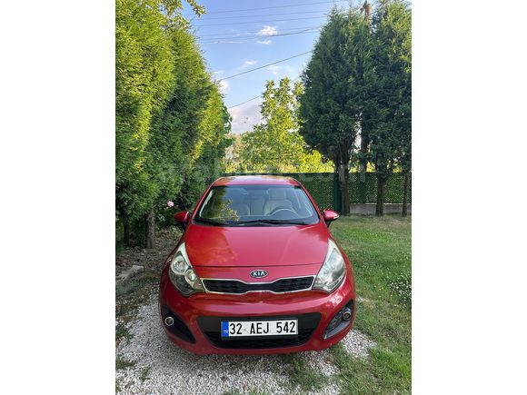 Sahibinden Kia Rio 1.4 CRDi Fancy 2012 Model 