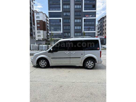 Sahibinden Ford Tourneo Connect 110PS 2011 Model 
