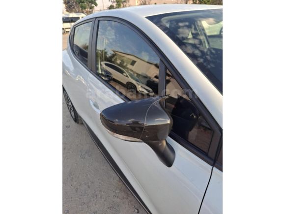 Sahibinden Renault Clio 1.2 Joy 2019 Model  61.000 km Beyaz