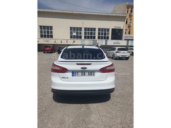 Öğretmenden Ford Focus 1.6 Ti-VCT Style 2012 Model 