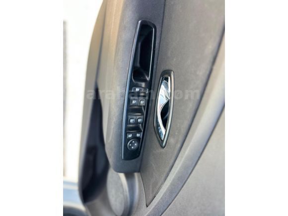 Galeriden Renault Fluence 1.5 dCi Touch 2015 Model Şanlıurfa