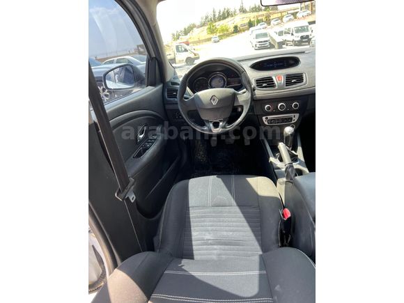 Galeriden Renault Fluence 1.5 dCi Touch 2015 Model Şanlıurfa