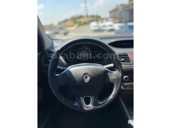 Galeriden Renault Fluence 1.5 dCi Touch 2015 Model Şanlıurfa