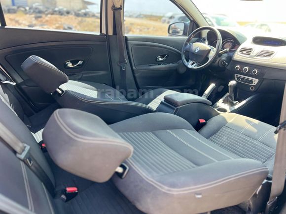 Galeriden Renault Fluence 1.5 dCi Touch 2015 Model Şanlıurfa