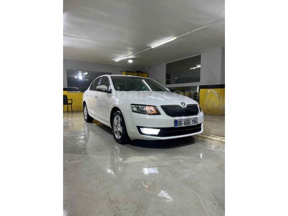 Sahibinden Skoda Octavia 1.6 TDI Optimal 2017 Model  230.000 km Beyaz