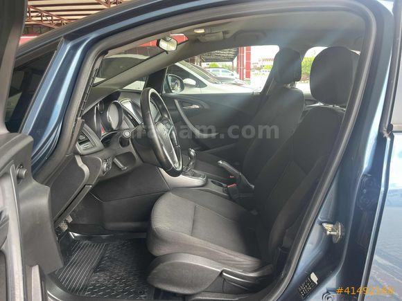 ERSAKAY 2 DEN OPEL ASTRA 1,6 LPG'Lİ TESLA EKRANLI EDİTİON PLUS..