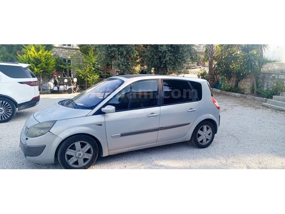 Sahibinden Renault Scenic 1.6 Privilege 2004 Model