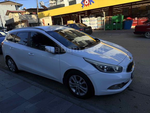 Sahibinden Kia Ceed 1.6 CRDi Concept Plus 2013 Model 