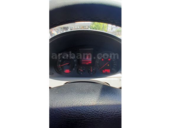 ACİL SATILIK PASSAT TEMİZ AİLE ARACI