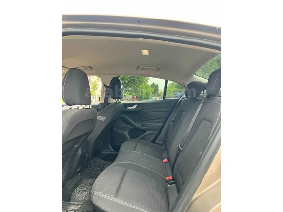 Sahibinden Ford Focus 1.5 TDCi Titanium  Blue 2018 Model 