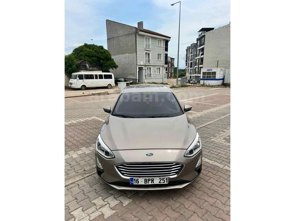 Sahibinden Ford Focus 1.5 TDCi Titanium  Blue 2018 Model 