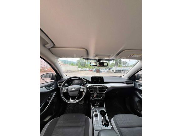 Sahibinden Ford Focus 1.5 TDCi Titanium  Blue 2018 Model 